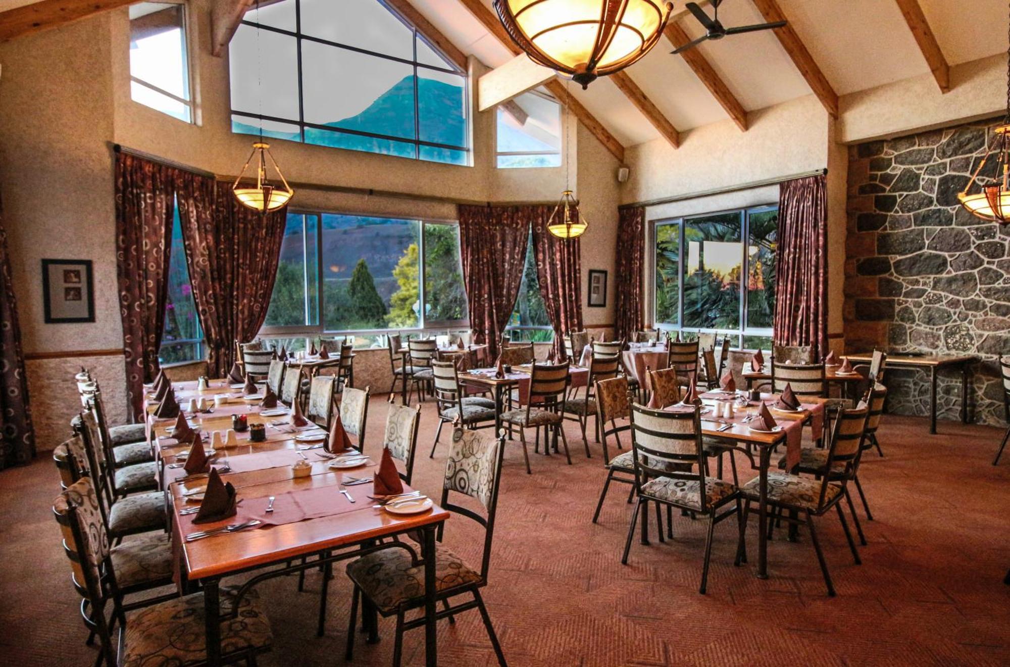 Cathedral Peak Hotel Winterton Luaran gambar