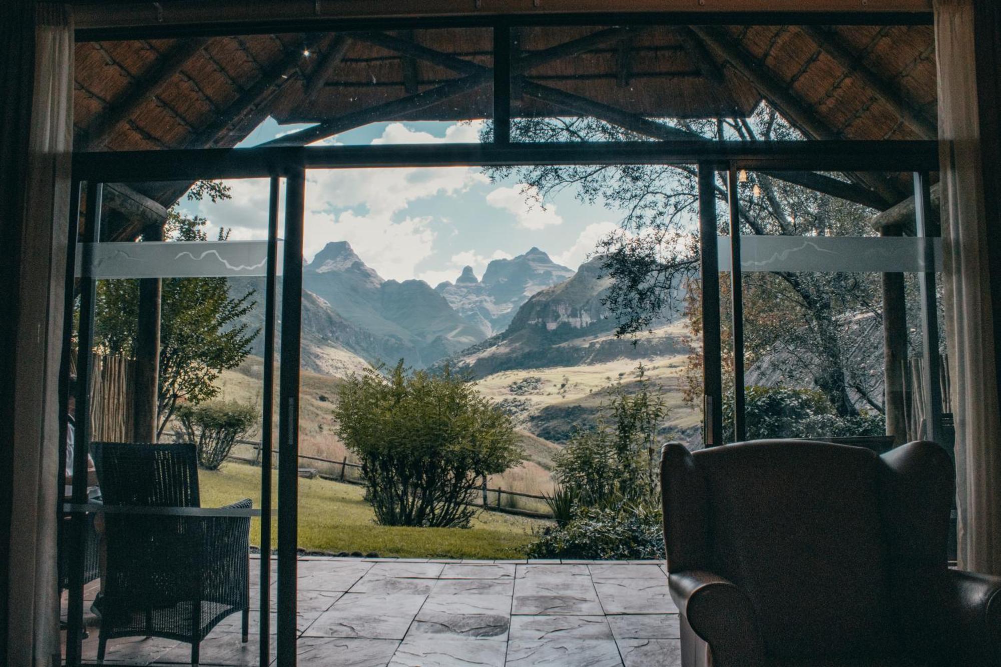 Cathedral Peak Hotel Winterton Luaran gambar